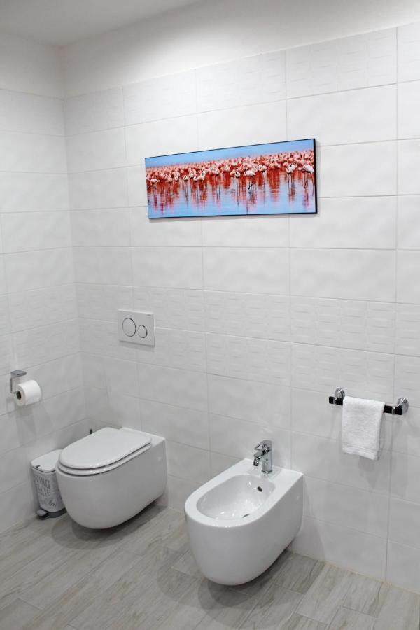 Flamingo Luxury Apartment Ajpsardinia กาญารี ภายนอก รูปภาพ